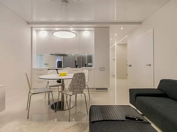 ARREDAMENTO-PER-UN-PICCOLO-SALOTTO